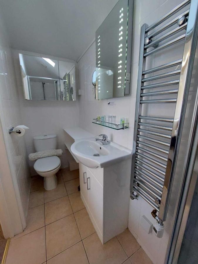 Black Horse Bed & Breakfast 3*